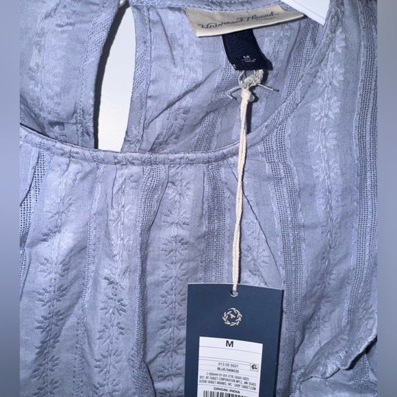 Target / Universal Thread Blouse NWT - Picture 3 of 3